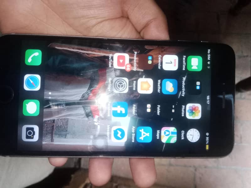 Apple iPhone 6S Plus 0