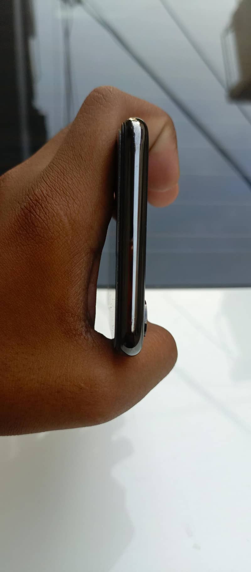 Apple iPhone X 3