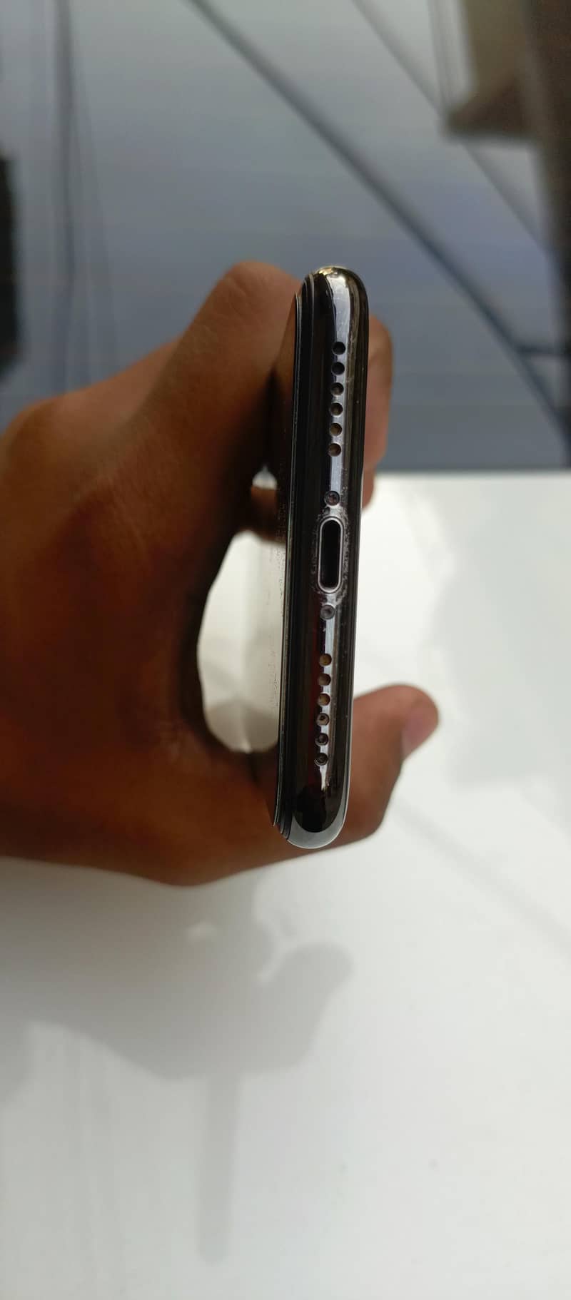Apple iPhone X 4