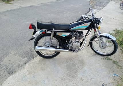 Honda 125cc for sale 2000model