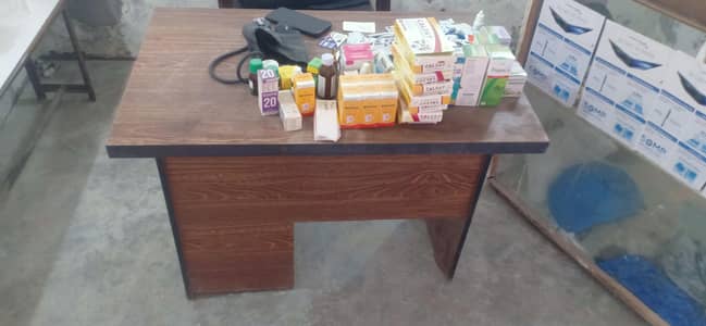 Table & chair