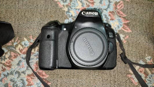 Canon EOS 60D + 50mm f/1.8 + 75-300mm Lens Kit - 67,000 PKR 