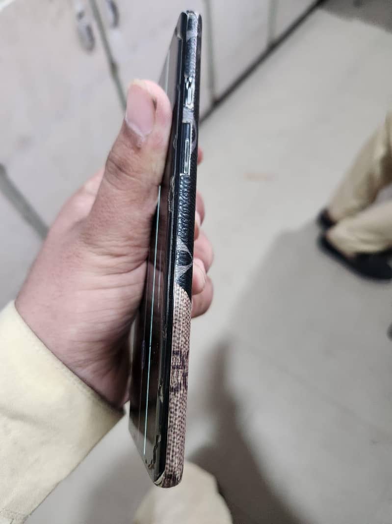 One Plus 8 4