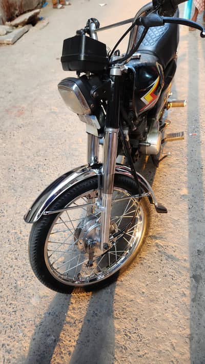 Hoda 125