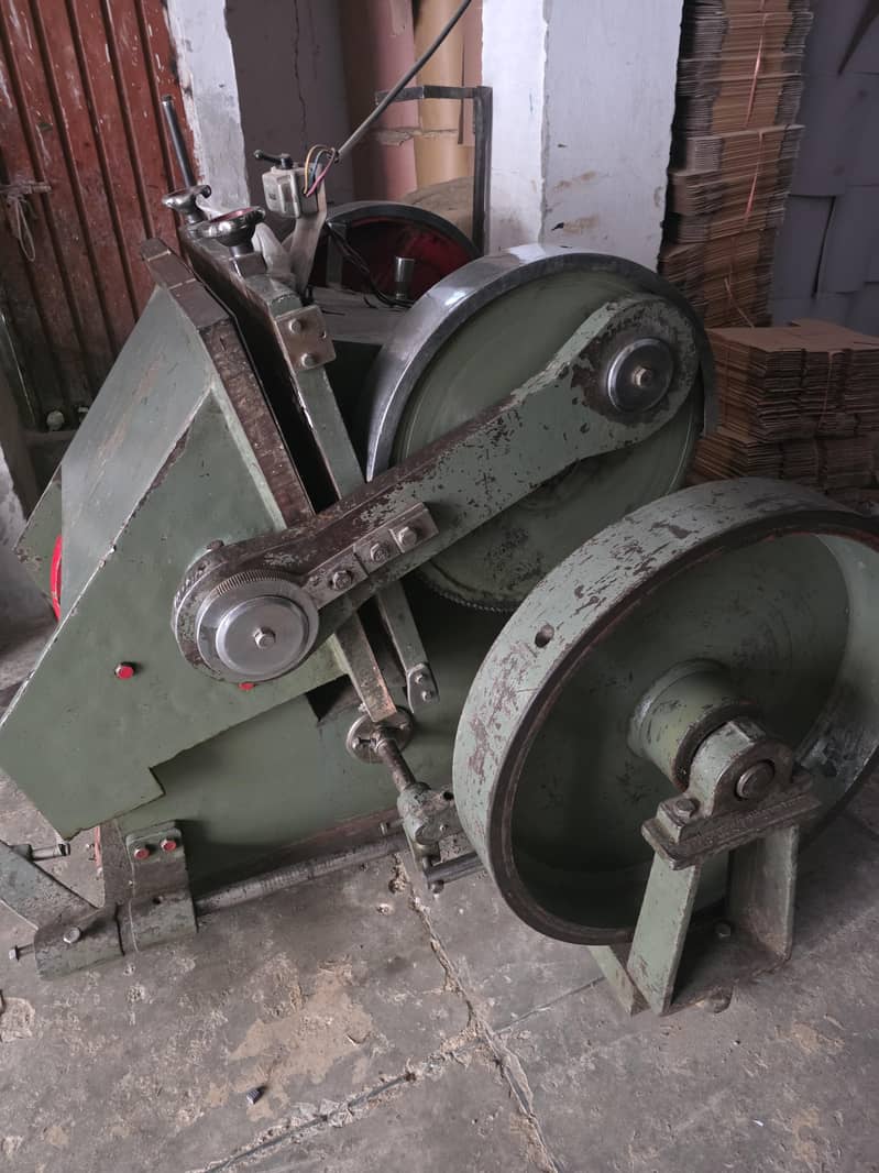 Die cutting machine 7