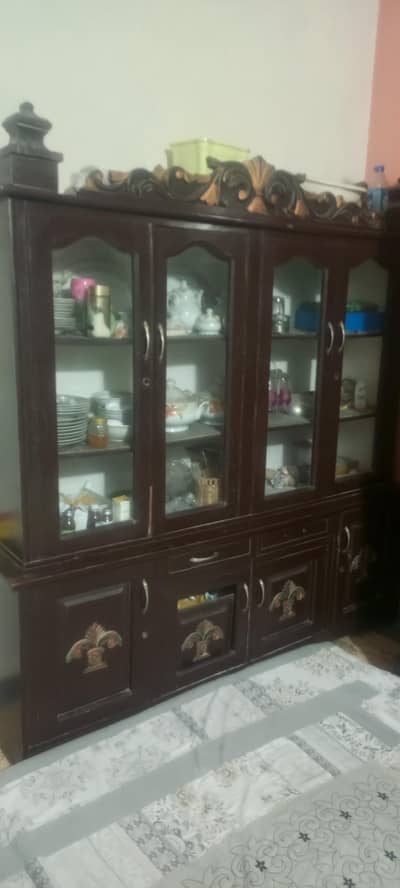 dressing and show case