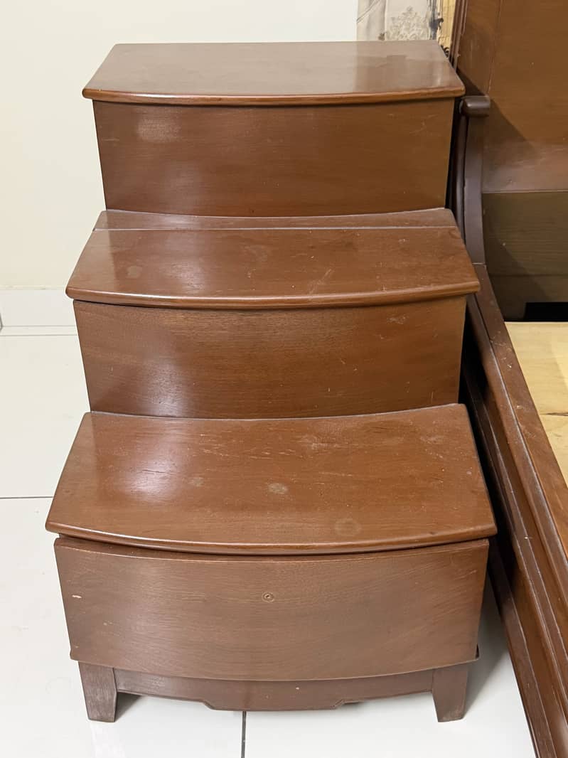 Solid wood bed 3