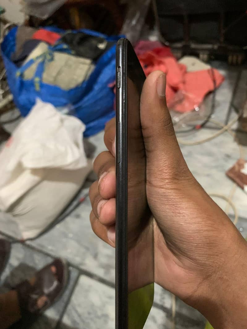 One Plus 5T 1