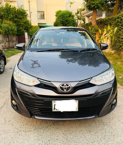 TOYOTA YARIS JUST LIKE A NEW CAR FULL OPTION