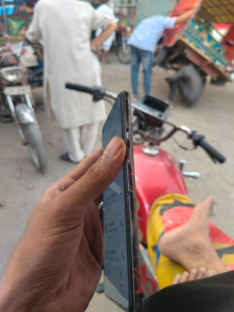 One Plus 9 4