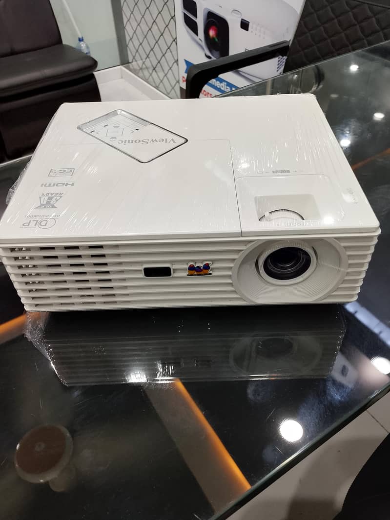 Multimedia Projectors 2