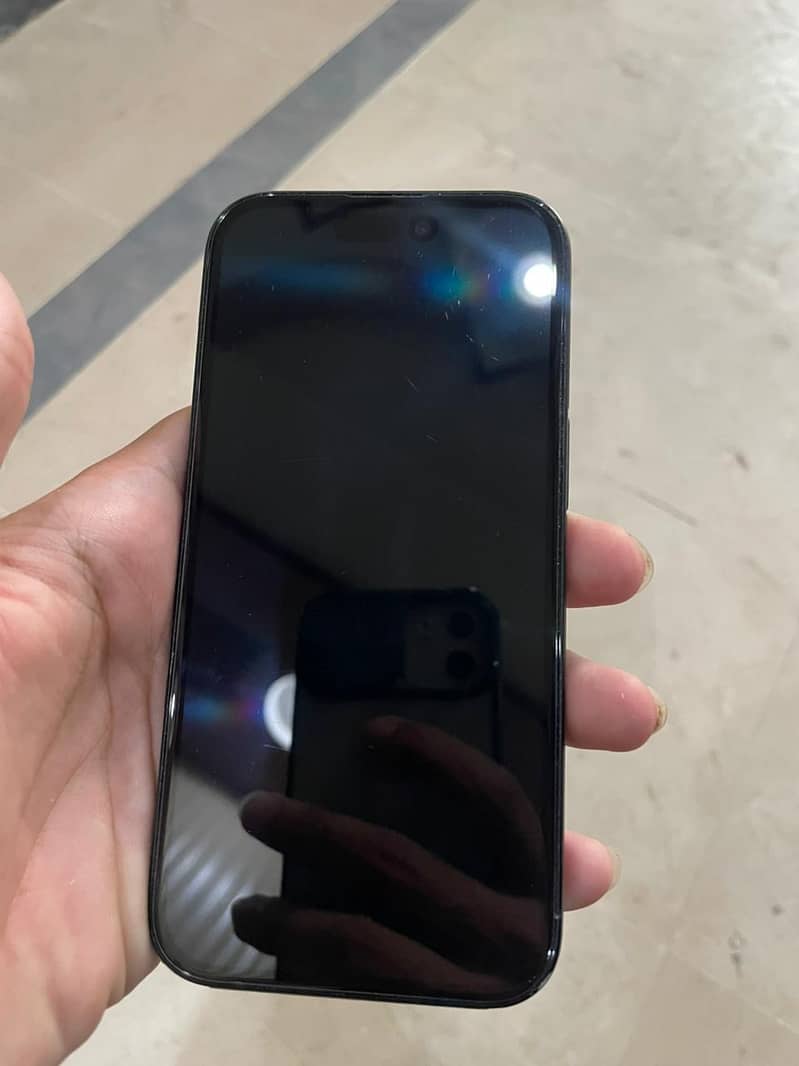 Apple iPhone 15 5