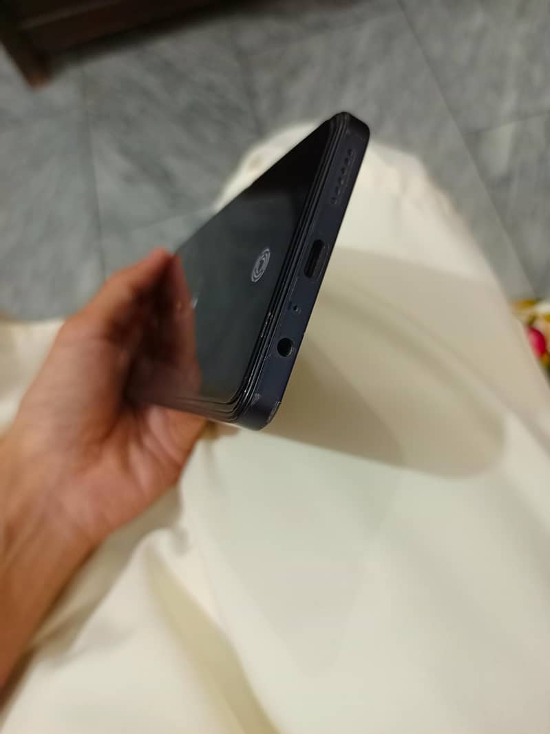 Tecno CAMON 20 2