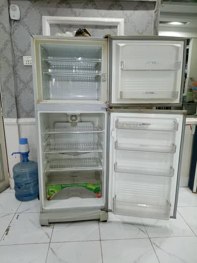 Dawlance fridge For Sell