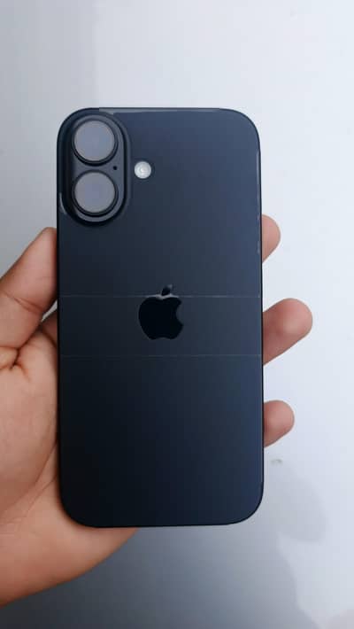 Apple iPhone 16