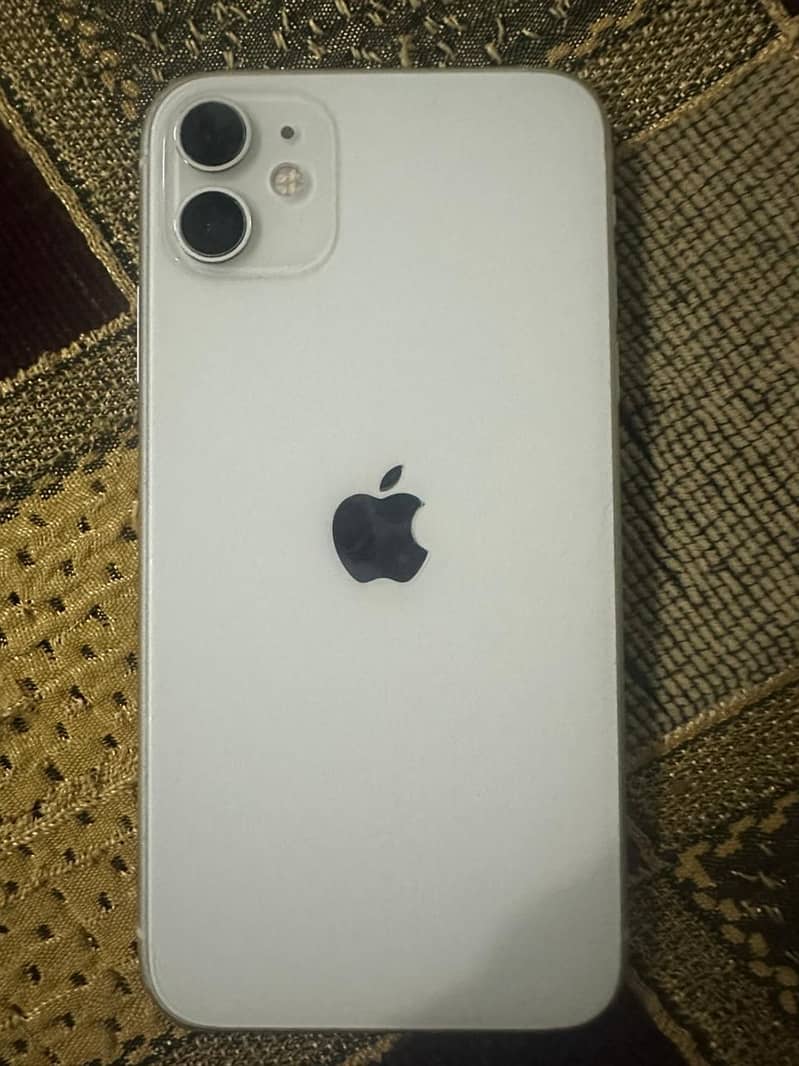 Apple iPhone 11 0
