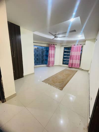2bed non furnished apartment available for rent in bahria town phase 4 Civic centre well maintained building
