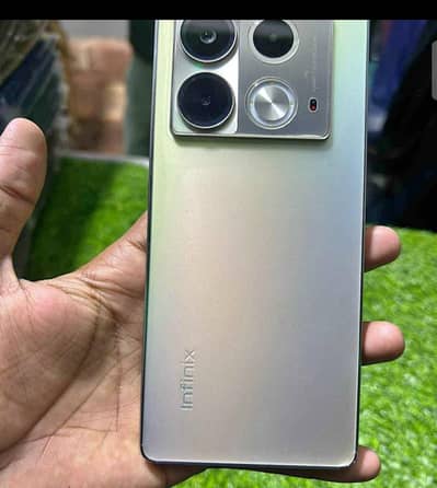 Infinix Note 40