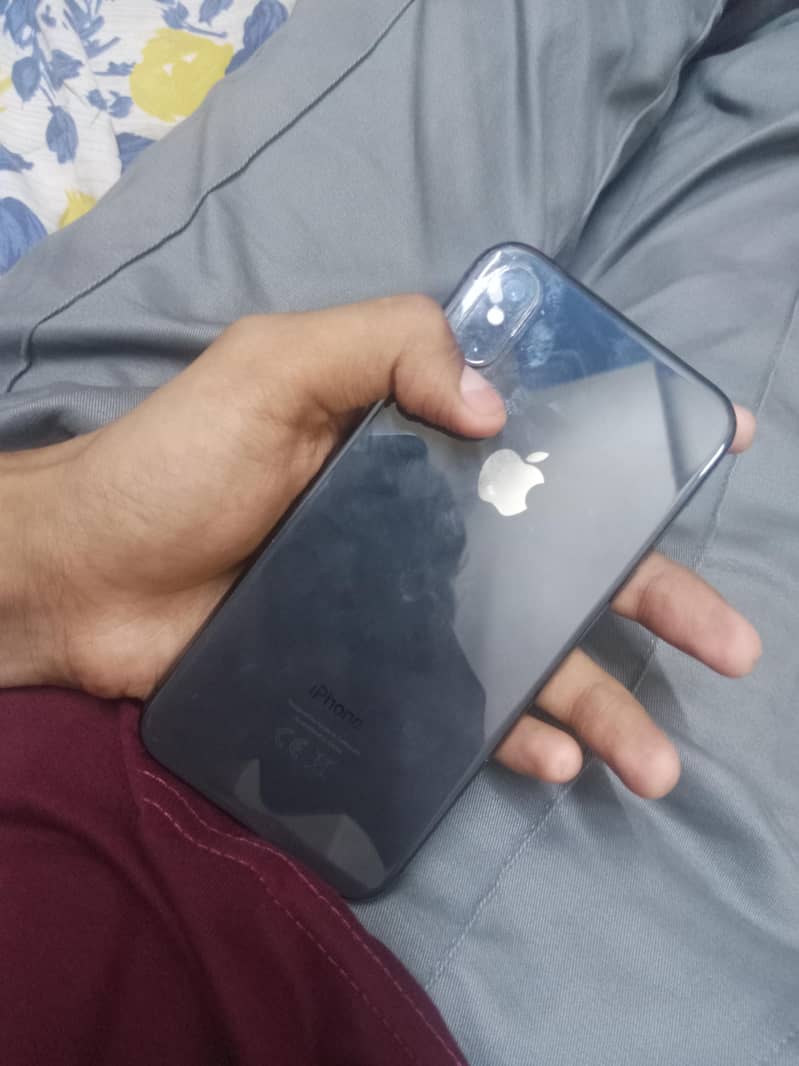iphone xs 1
