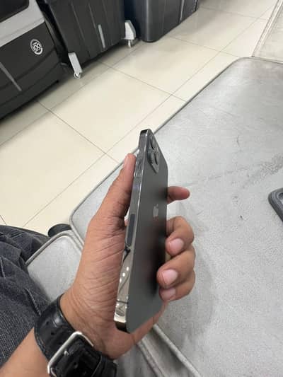 Apple iPhone 12 Pro