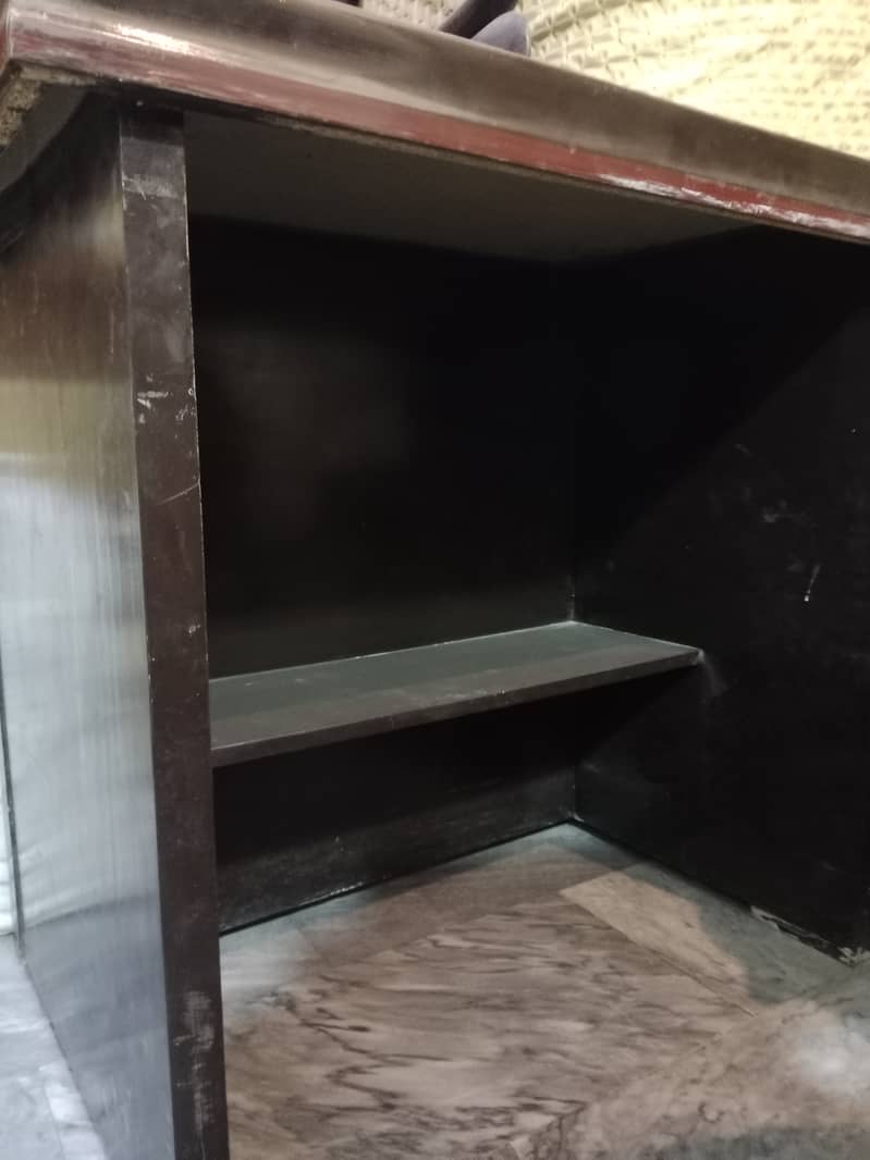Office Table 5