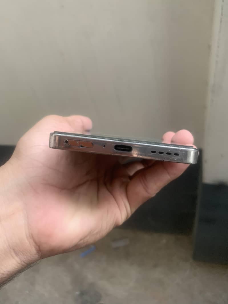 Infinix note 40 2