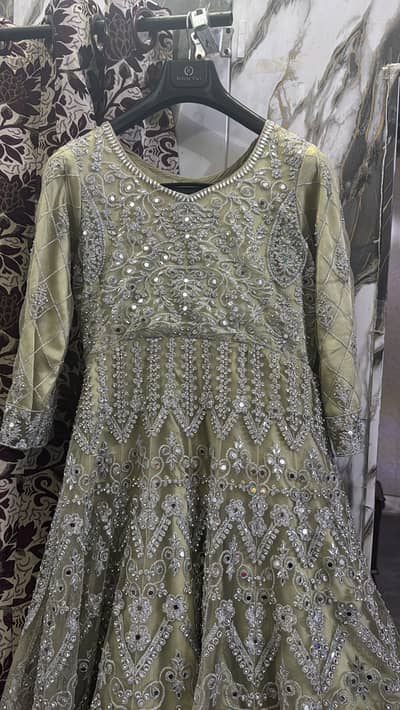 Wallima bridal dress