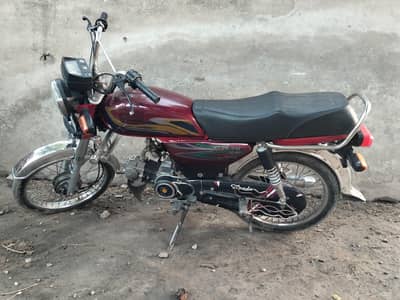 Crown motorcycle Lush condition