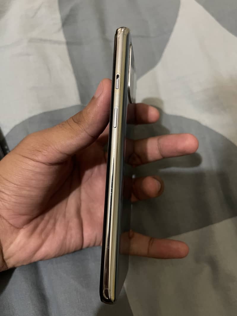 One Plus 8T 1