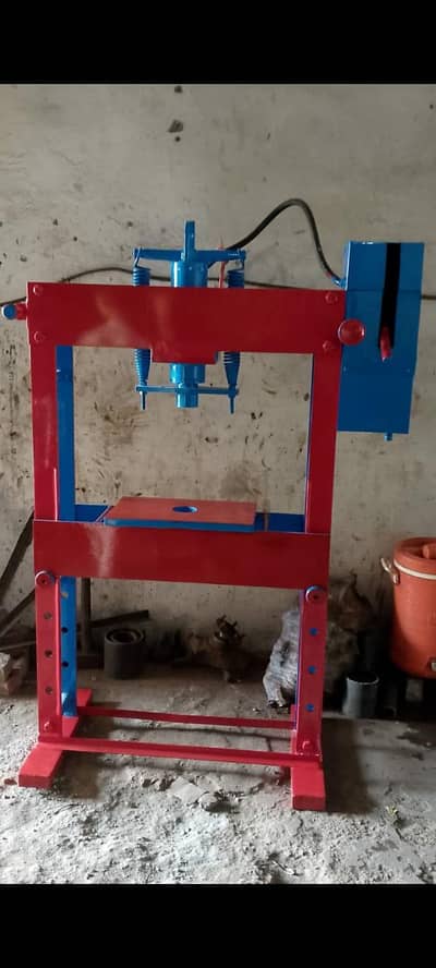 hydraulic press machine