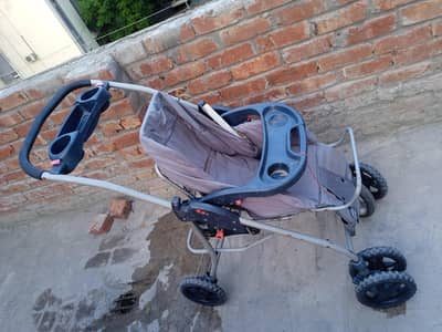 ALMULHIM Baby Stroller / Pram in Used Condition