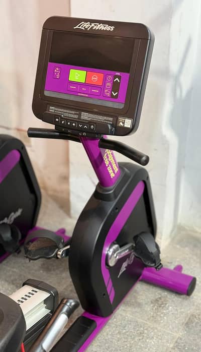 ELECTRIC TREADMILL RUNNING EXERCISE MACHINE \GYM FITNESS MACHINE