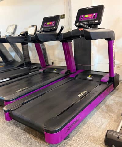 ELECTRIC TREADMILL RUNNING EXERCISE MACHINE \GYM FITNESS MACHINE