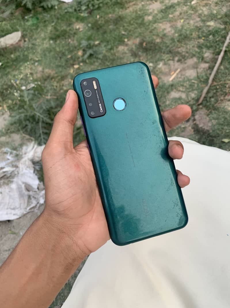 Tecno CAMON 15 0
