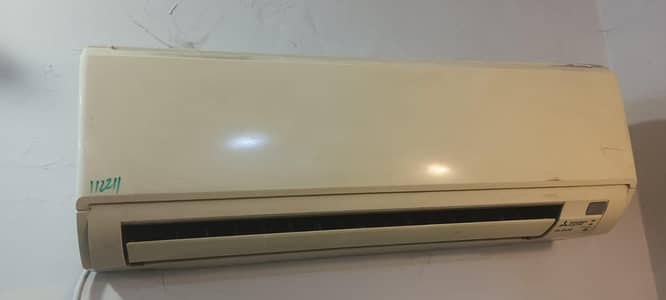 Running AC - Mitsubishi 1 ton