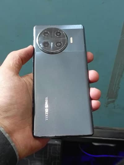 Tecno Spark 20 Pro Plus