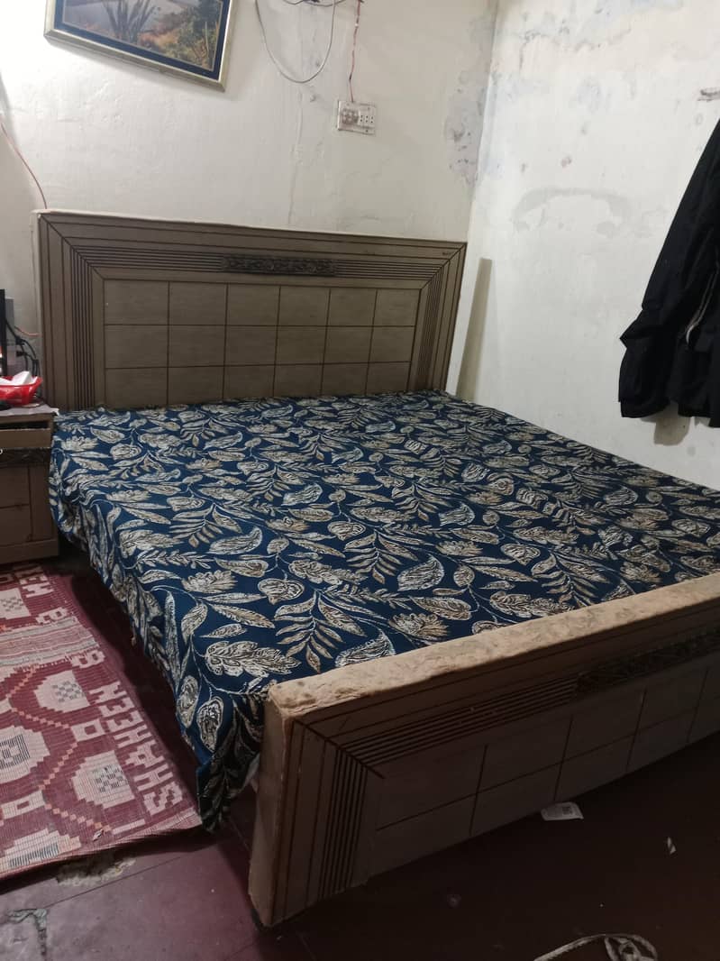 double bed 0