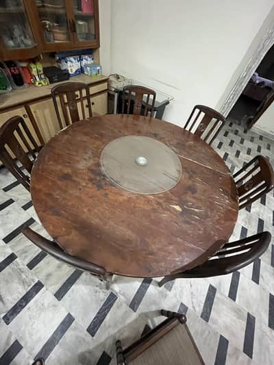 Solid Wood 8-Seater Round Dining Table