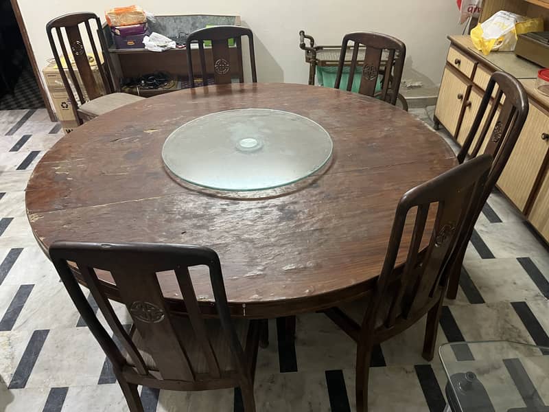 Solid Wood 8-Seater Round Dining Table 3