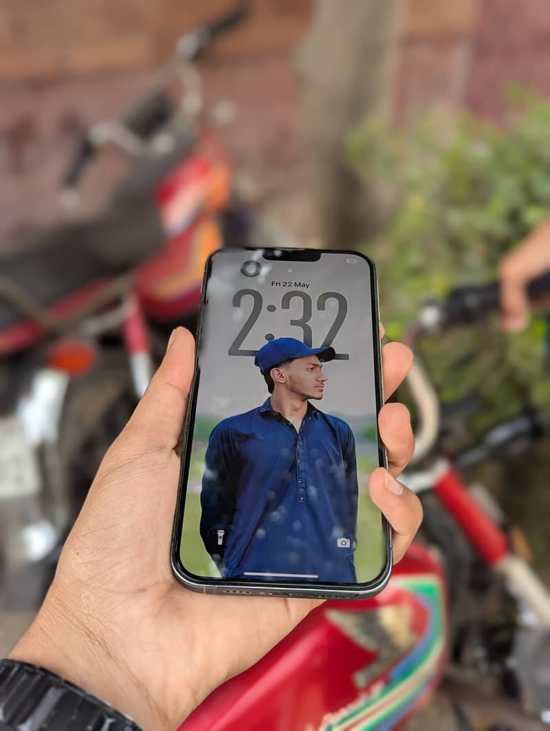 Apple iPhone 13 Pro Max 7