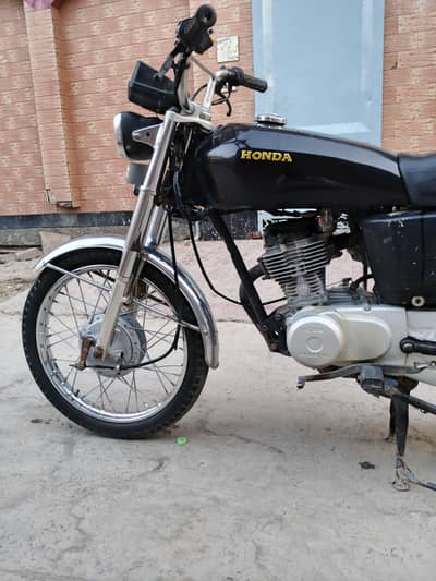 Honda CG 125 for sale ( exchange with Deluxe)