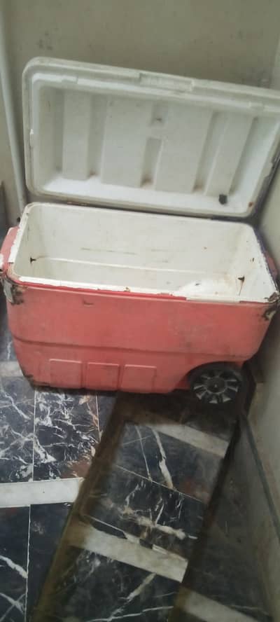 coca-cola ice box