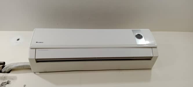 Gree Ac 1.5 Tan