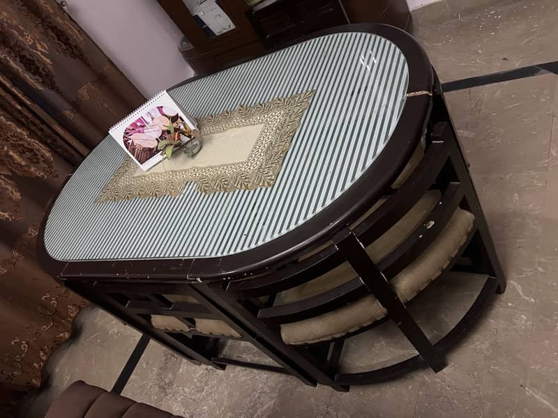 6 seater dining table 1