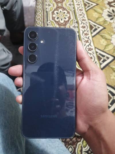 Samsung Mobile A35 5g screen finger