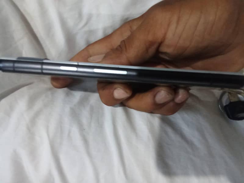 Google Pixel 7a 5