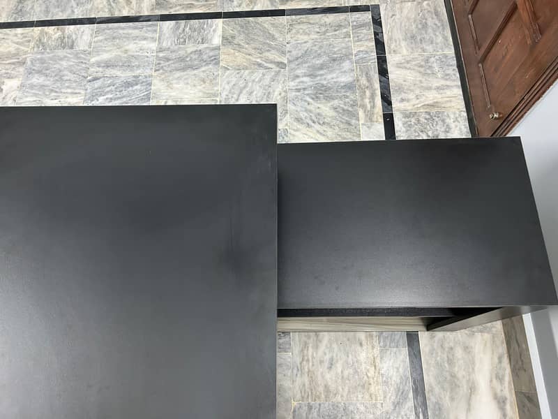 Executive Boss Table 3