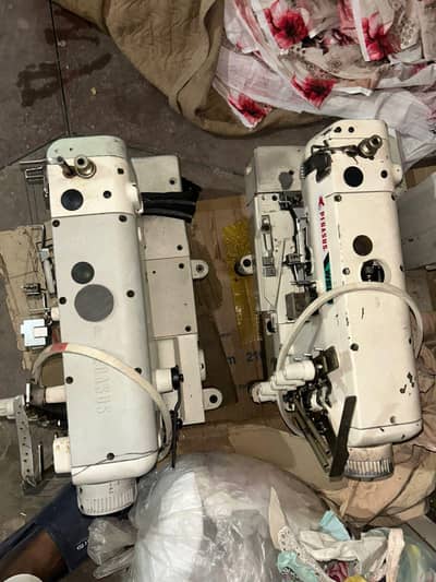 Flat sewing machine