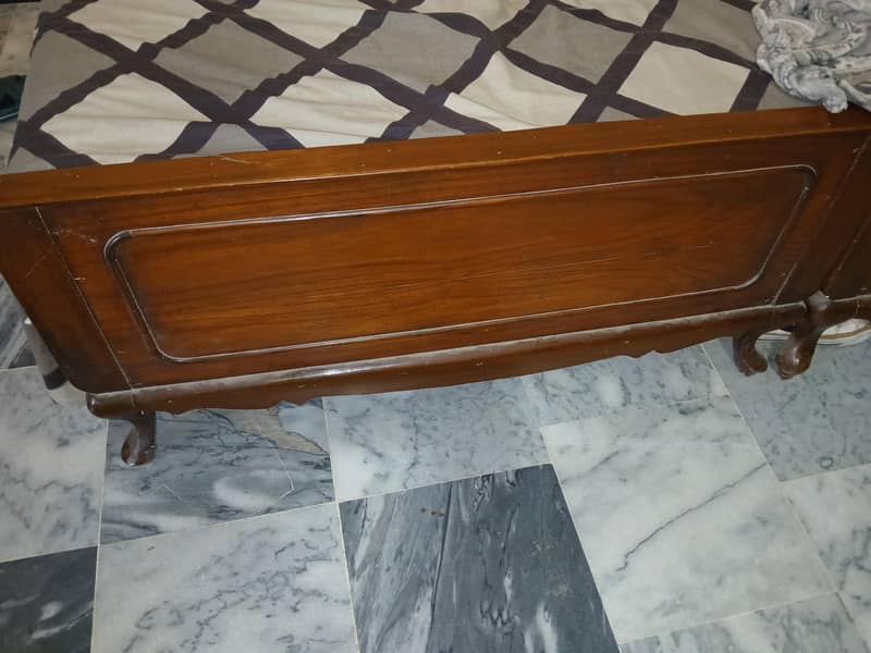 2 single Bed 2