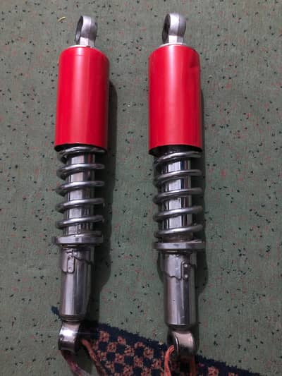 United US70. Original Back shocks. 10/10 all oky. 03160539206